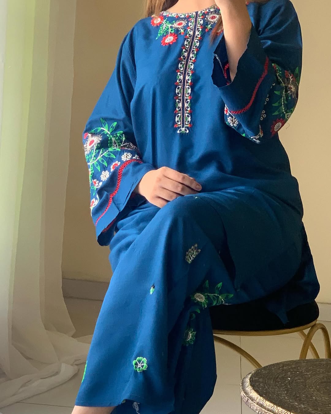 Zink Embroidered Linen Suit | Shop Elegant Floral Kurta & Trousers
