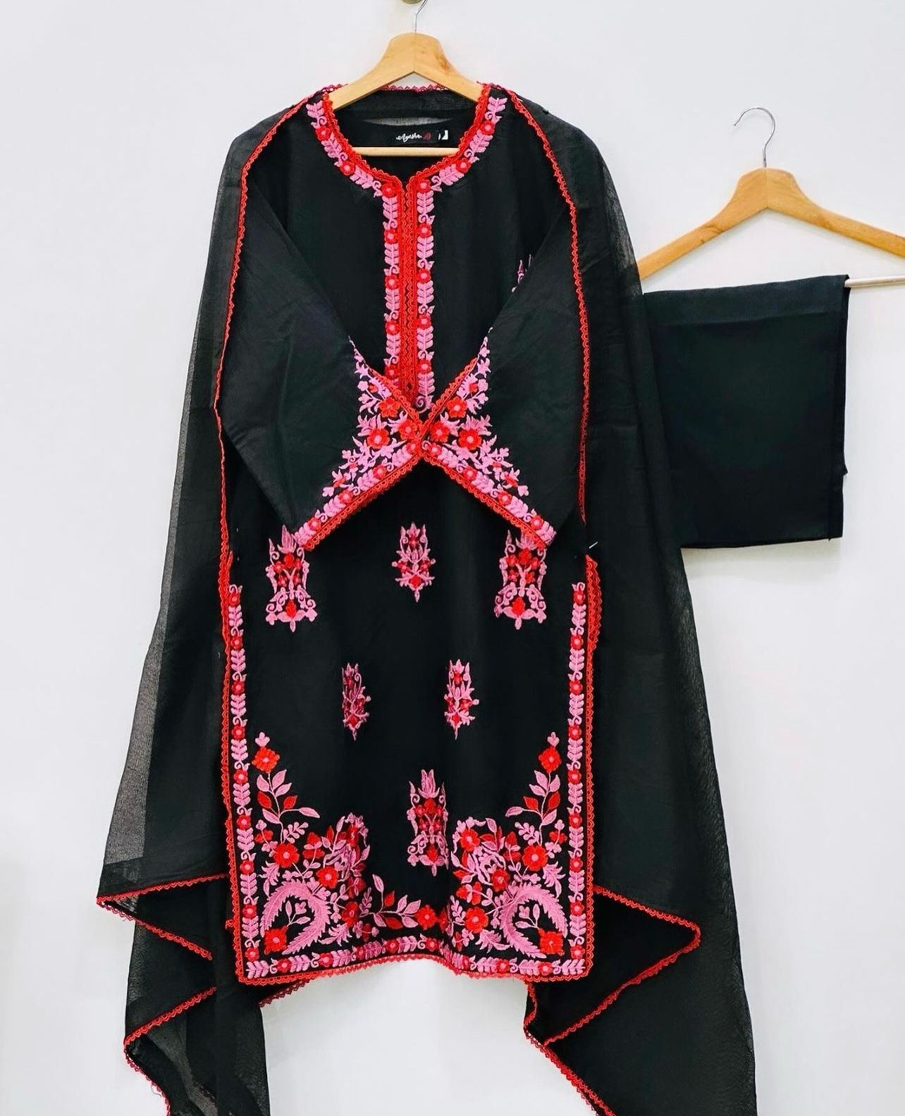 Libaas e Resham |  Black Embroidered Suit | Winter Collection